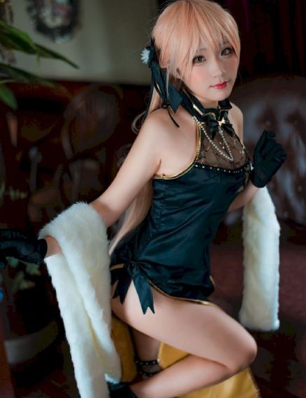 陪睡美人