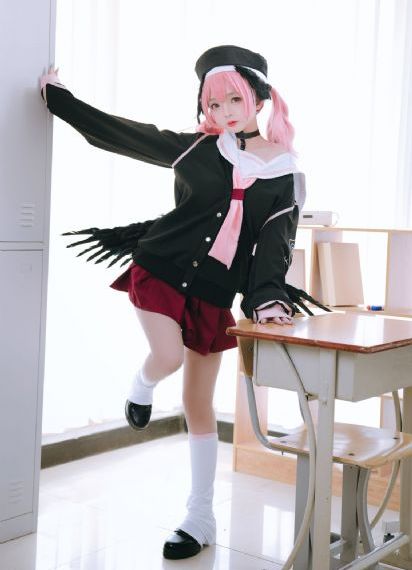 三秒后野兽住在联谊会角落